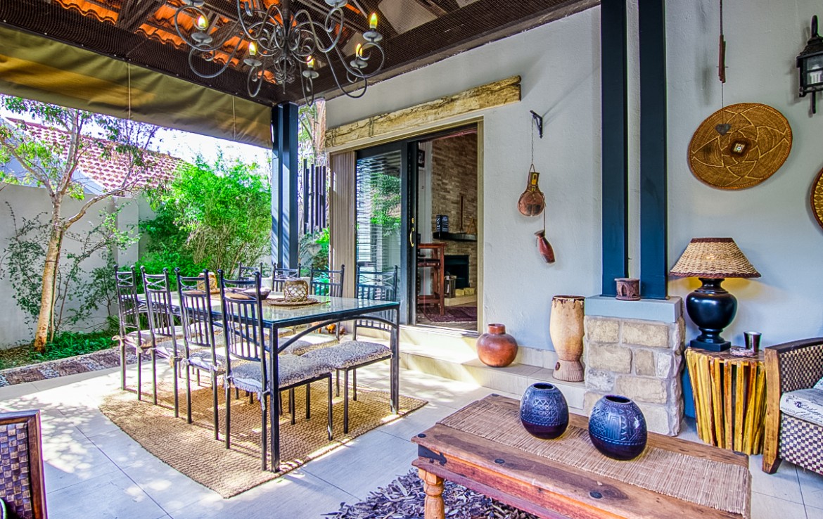 3 Bedroom House for Sale in Douglasdale Duarte Properties